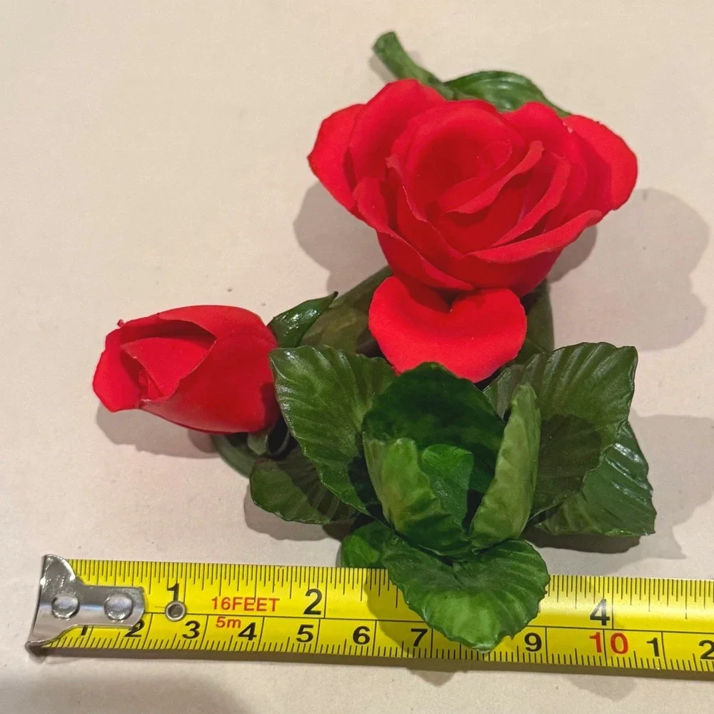 Fabar Capodimonte Red Roses Porcelain Flower Figurine Made in Italy Hand Made